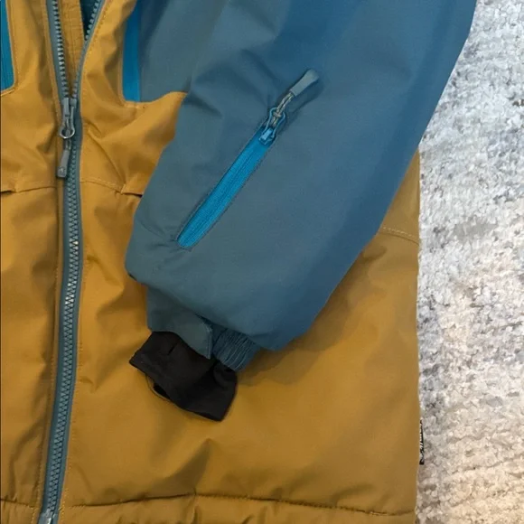 Kamik Olive and Teal Hooded Ski Jacket - Picture 7 of 12